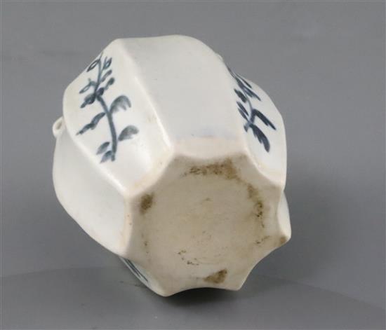 A Chinese blue and white jarlet, Yuan dynasty or later, H. 7.2cm